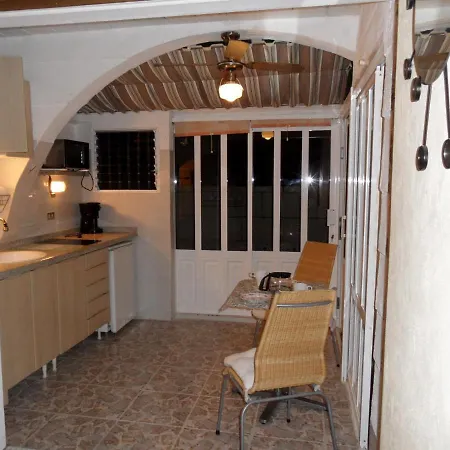 Ambiente Apartment *
